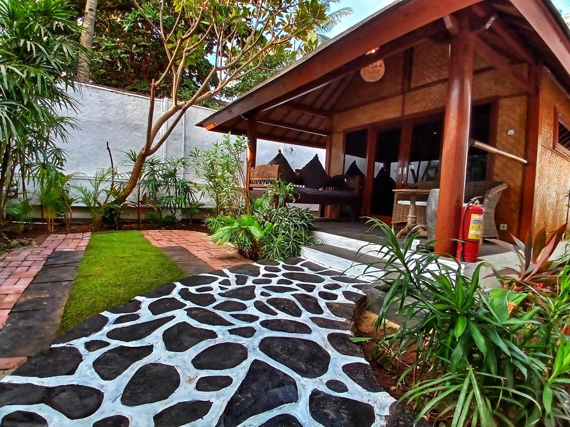 Scallywags Beach Club Gili Air Buitenkant foto